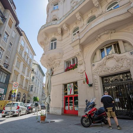Iranyi Studio Budapešť Exteriér fotografie